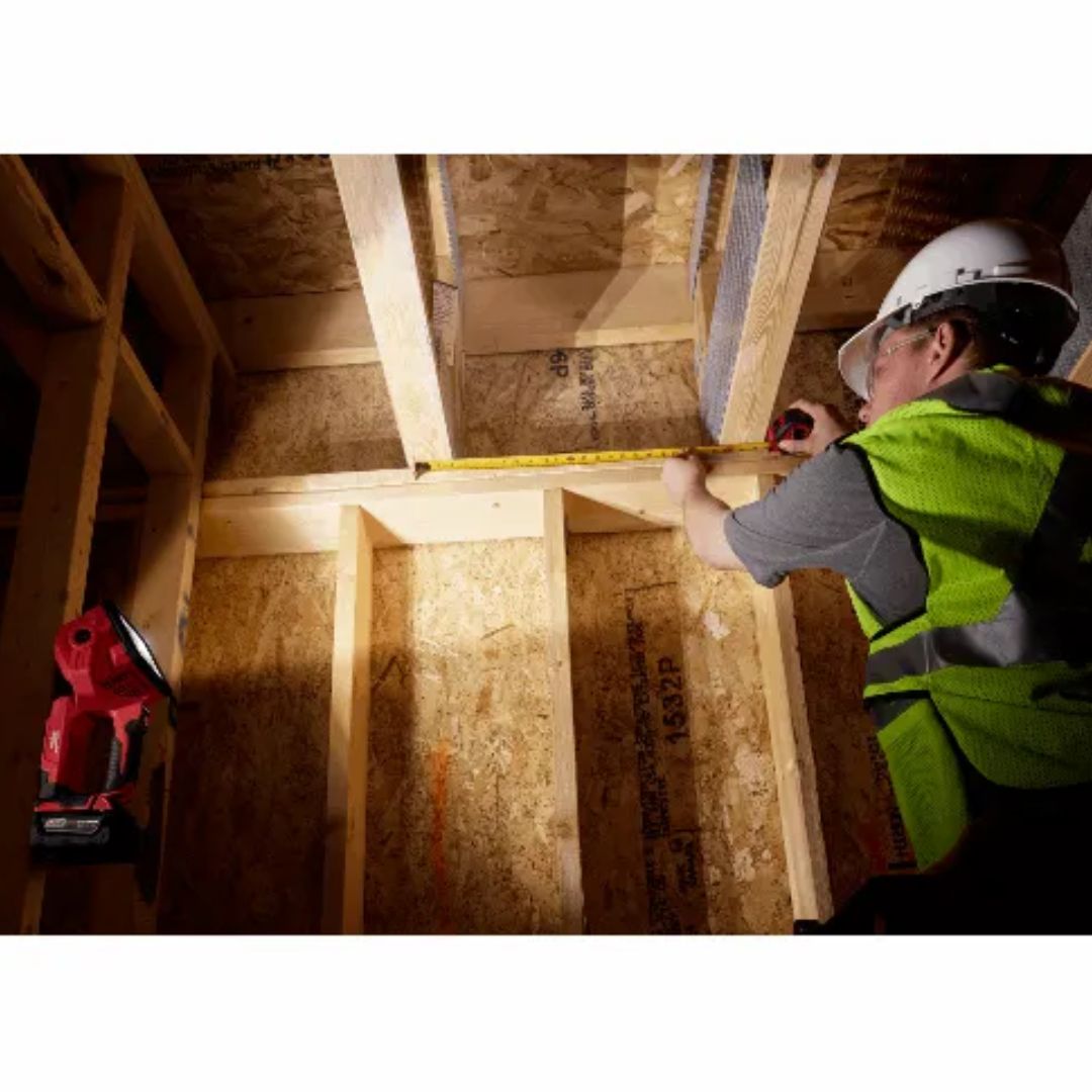 LUZ DE B&Uacute;SQUEDA M18&trade; (2354-20) MILWAUKEE 02