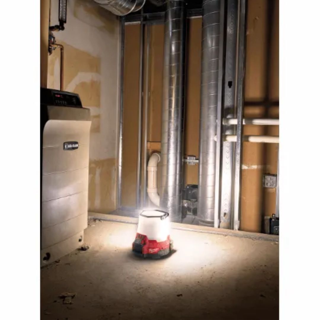 LUZ DE SITIO COMPACTA M18&trade; RADIUS&trade; CON ONE-KEY&trade; (2146-20) MILWAUKEE 02