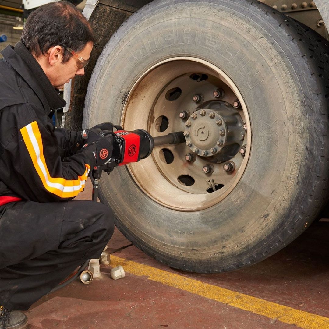 LLAVE DE IMPACTO NEUM. 1" - CP7782-6 MOD. CA&Ntilde;&Oacute;N LARGO MANGO D CHICAGO PNEUMATIC 04